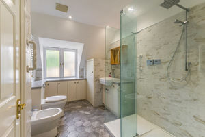 Shower Room- click for photo gallery